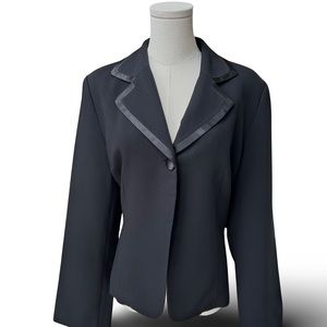 Women's Bianca Nygård Black Single Closure Blazer with Peak Lapel in Size 12